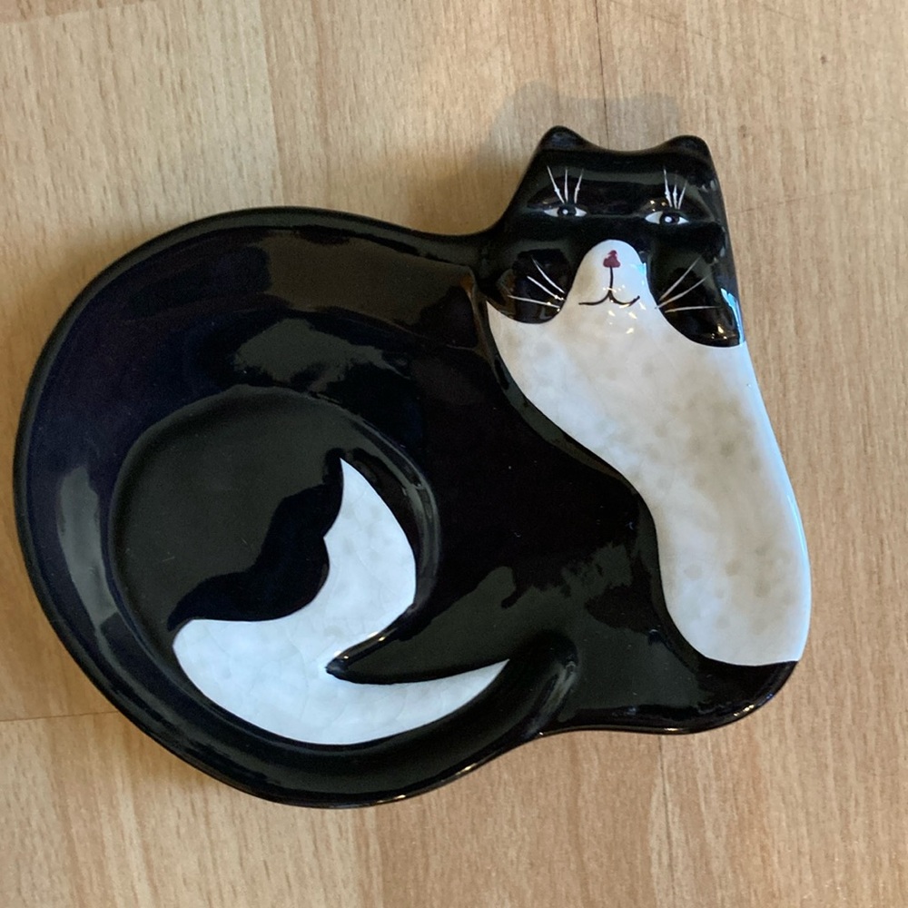 Black & White Cat 🐈‍⬛ Plate
